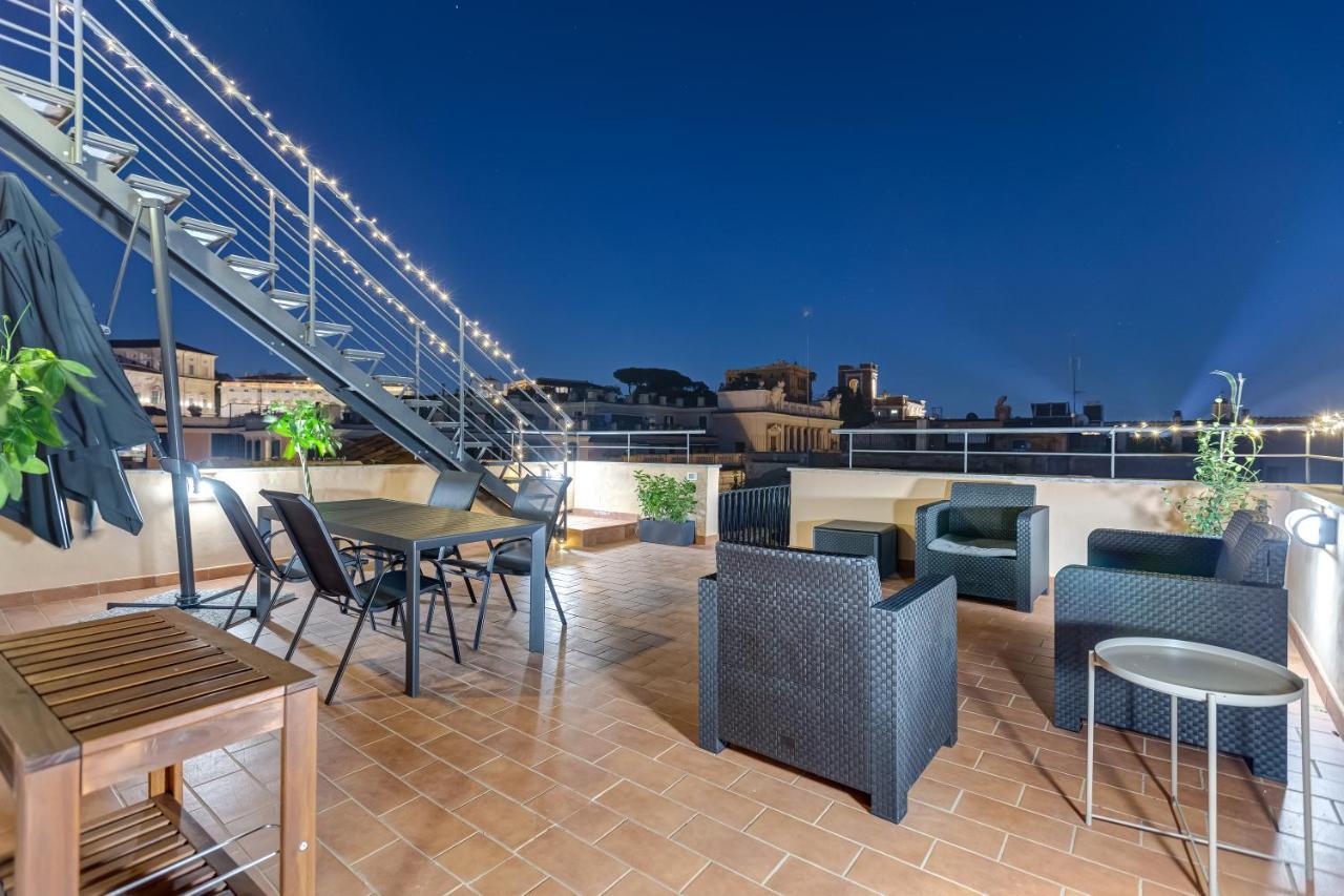 Vivilo Roma Trevi - Luxury Experience - Private Jacuzzi On Terrace - Insane View Ξενοδοχείο Εξωτερικό φωτογραφία