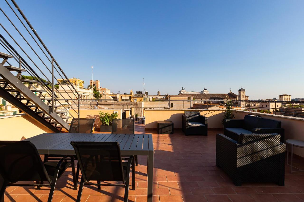 Vivilo Roma Trevi - Luxury Experience - Private Jacuzzi On Terrace - Insane View Ξενοδοχείο Εξωτερικό φωτογραφία