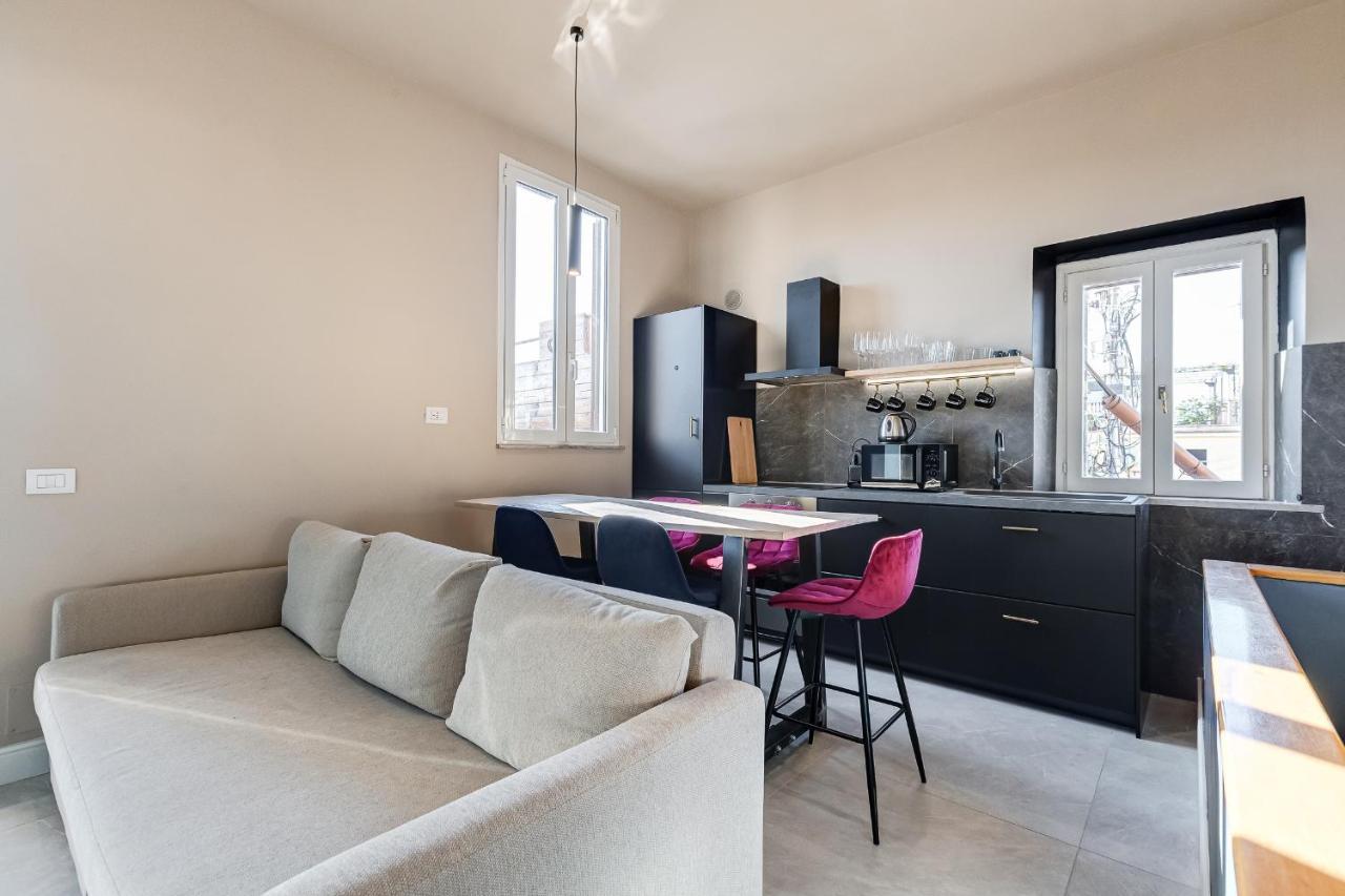 Vivilo Roma Trevi - Luxury Experience - Private Jacuzzi On Terrace - Insane View Ξενοδοχείο Εξωτερικό φωτογραφία