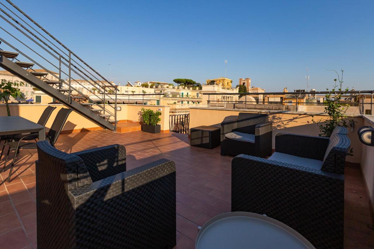 Vivilo Roma Trevi - Luxury Experience - Private Jacuzzi On Terrace - Insane View Ξενοδοχείο Εξωτερικό φωτογραφία