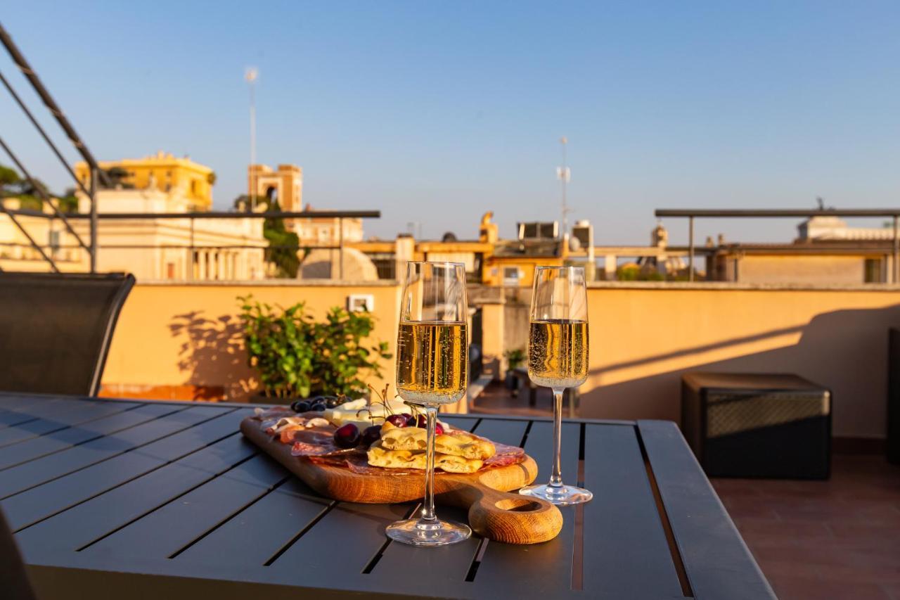 Vivilo Roma Trevi - Luxury Experience - Private Jacuzzi On Terrace - Insane View Ξενοδοχείο Εξωτερικό φωτογραφία