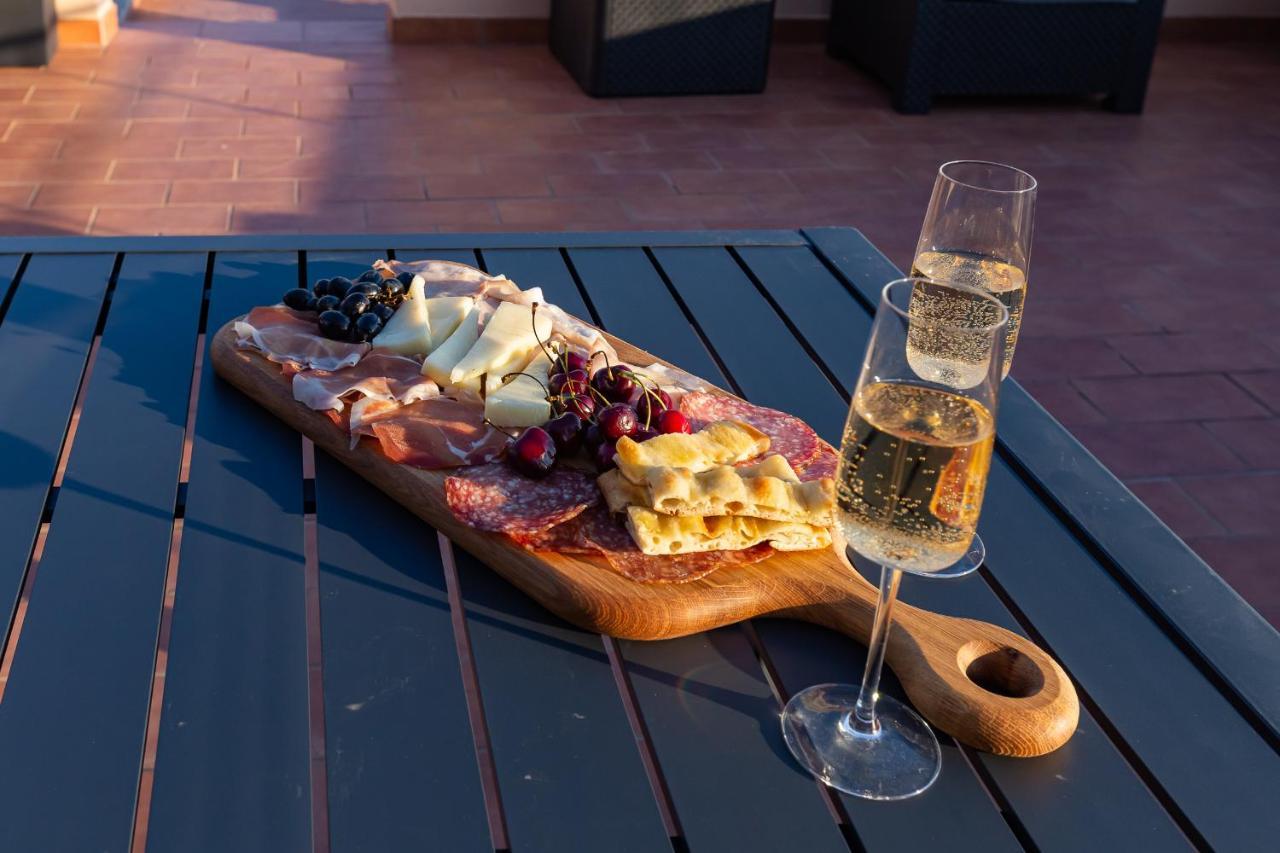 Vivilo Roma Trevi - Luxury Experience - Private Jacuzzi On Terrace - Insane View Ξενοδοχείο Εξωτερικό φωτογραφία