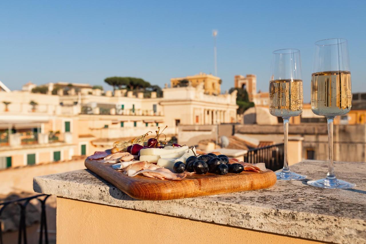 Vivilo Roma Trevi - Luxury Experience - Private Jacuzzi On Terrace - Insane View Ξενοδοχείο Εξωτερικό φωτογραφία